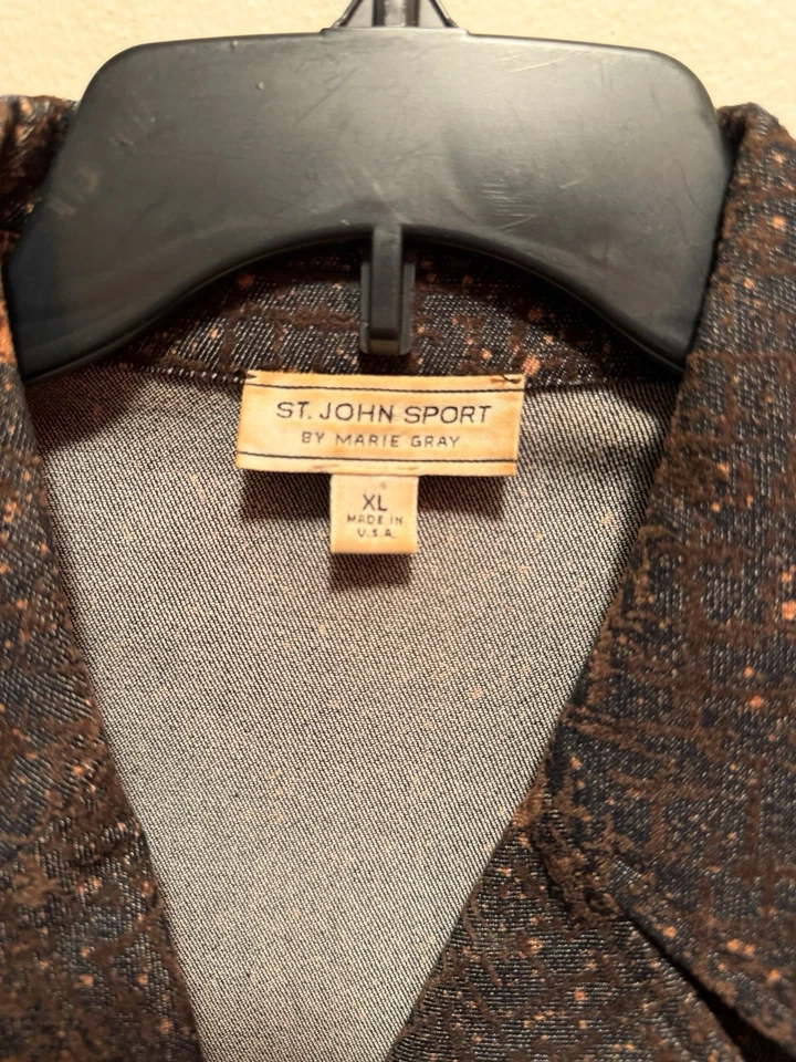 Traje de mezclilla St. John’s Sport By Marie gris 2 piezas chocolate oscuro/latte top talla XL/14 pantalón Foto 4 de 4