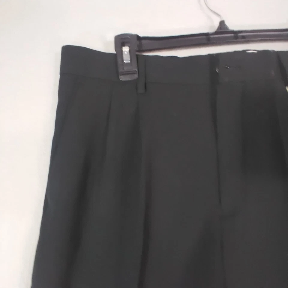 Alan River Pantalones Cortos Hombre 35 x 9 Negro Plisado Golf Informal Bermudas Dri-fit NUEVO Foto 2 de 4