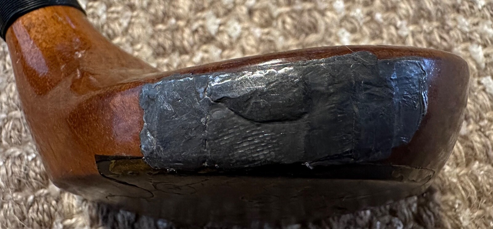 как выглядит PAIR OF VINTAGE GOLF CLUBS SPALDING PERSIMMON 2 1/2 and 3 WOOD REGISTERED A84675 фото