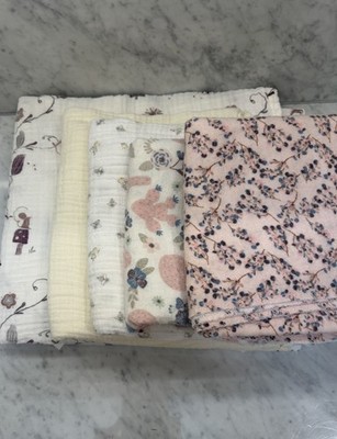 5 Muslin Baby Swaddles & Burp Cloths Floral Neutral Prints Receiving Blankets