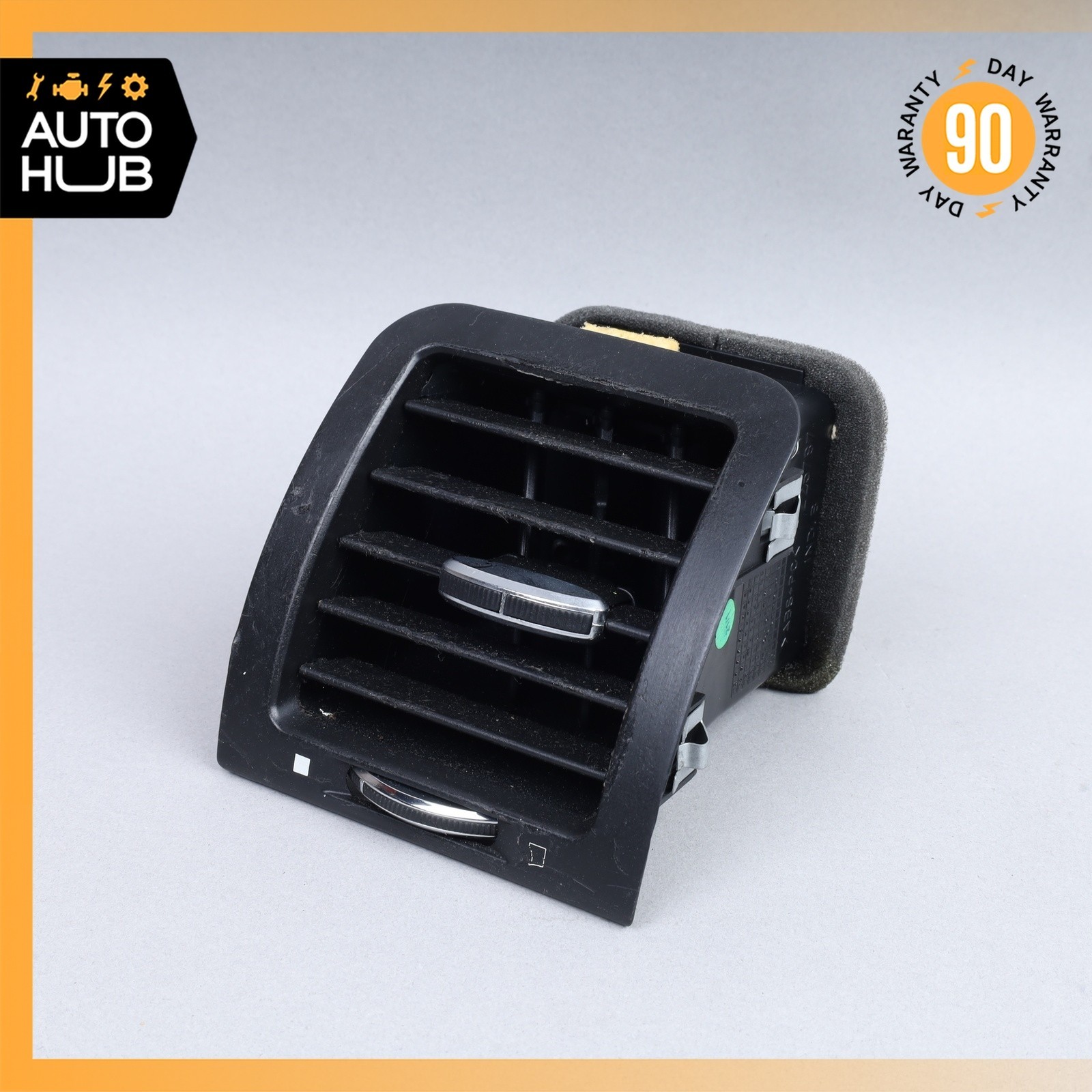 08-19 Maserati GranTurismo M145 Front Right or Left Console AC A/C Air Vent OEM
