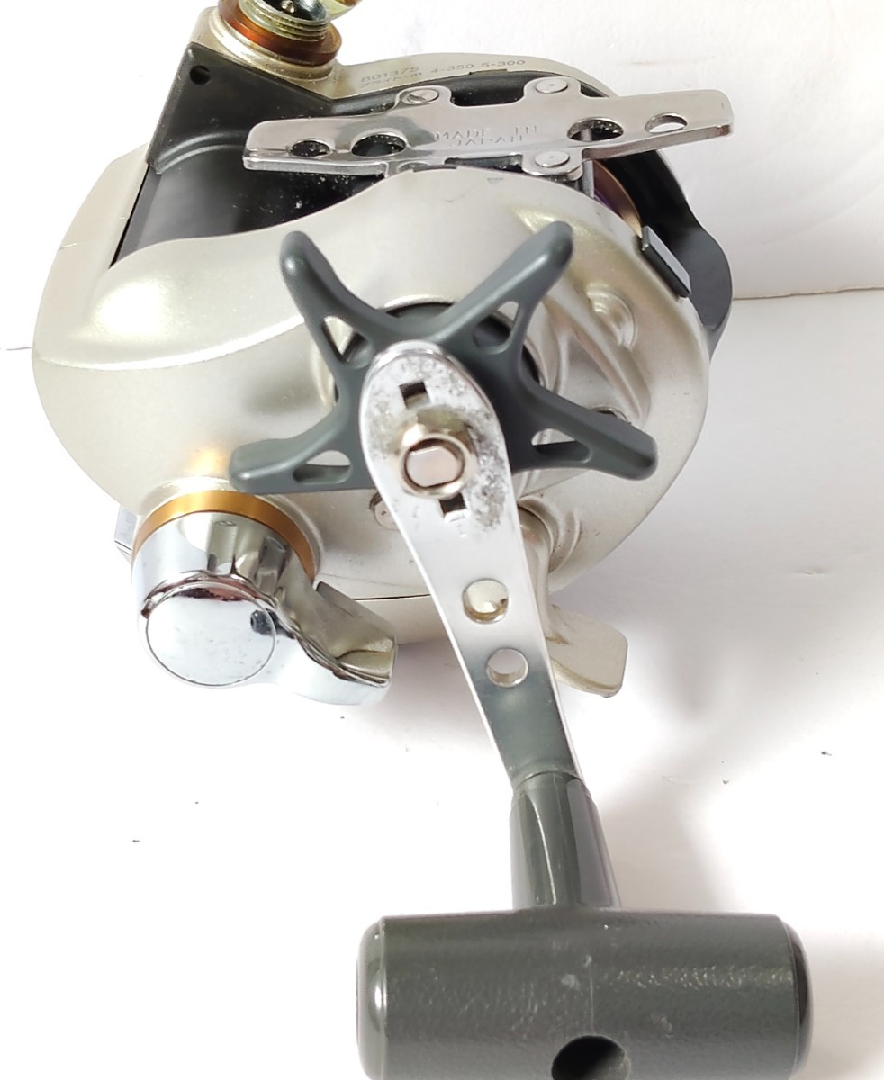 Daiwa Daiwa HYPER TANACOM 400BDe ハイパータナコン HYPER TANACOM