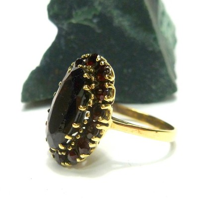 55 (17.5 mm Ø) Great ring in 333/8 K gold with garnet Gold ring Garnet ring