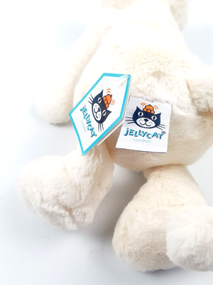 bashful cream kitten