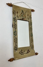 Specchio a pergamena in pelle metà XX secolo, indiano, indonesiano, dipinto a mano arte