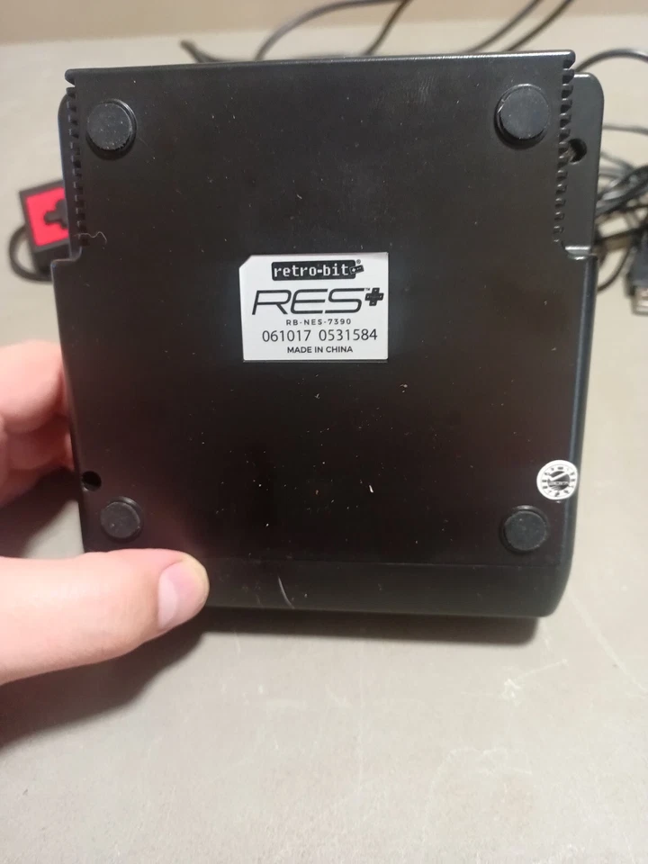 Nintendo NES Retro-Bit Retro Entertainment System Black/Red - Works! - Image 4 of 4