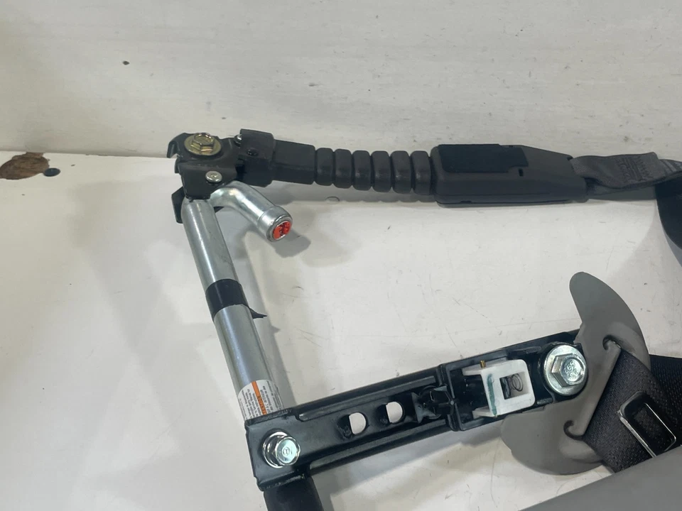 Acura MDX 2014-2020 cinturón de seguridad pasajero delantero derecho retractor # 102709 Foto 4 de 4