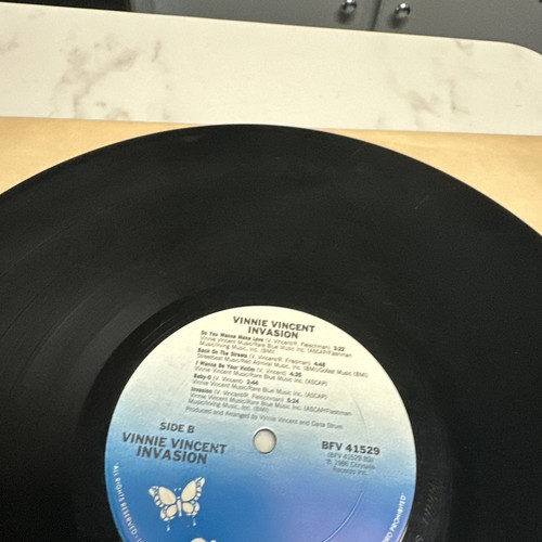VINNIE VINCENT INVASION Vinyl LP Record Album 1986 Chrysalis.Ultrasonic Cleaned - Picture 18 of 24