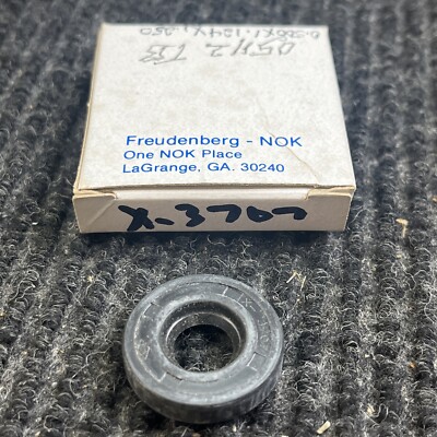    NOK X-3707 OIL SEAL NOS Free Shipping
