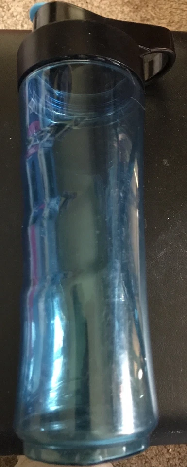 Botella deportiva Oster My Blend accesorio botella AZUL repuesto 20 oz Foto 3 de 4