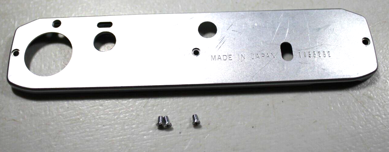 MINOLTA XG-1 Bottom plate with screws - Camera Replacement parts