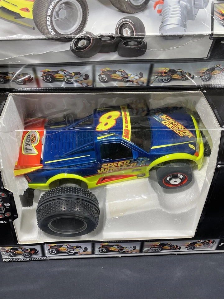 Tyco R/C Speed Wrench 27 MHz Remote Control Car MATTEL WHEELS 3 In 1 - Image 2 of 4
