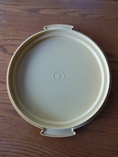 Tupperware Vintage Harvest Gold Round Circle Cake Carrier Base Only 684-7
