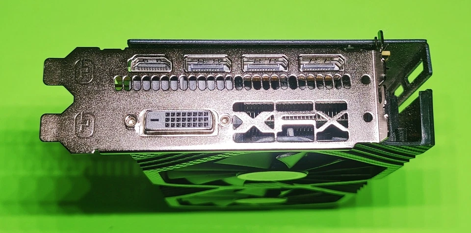 XFX AMD Radeon RX 580 GTS XXX 8GB  OC+ GDDR5 Graphics Card RX-580P8DFD6 - Image 3 of 4