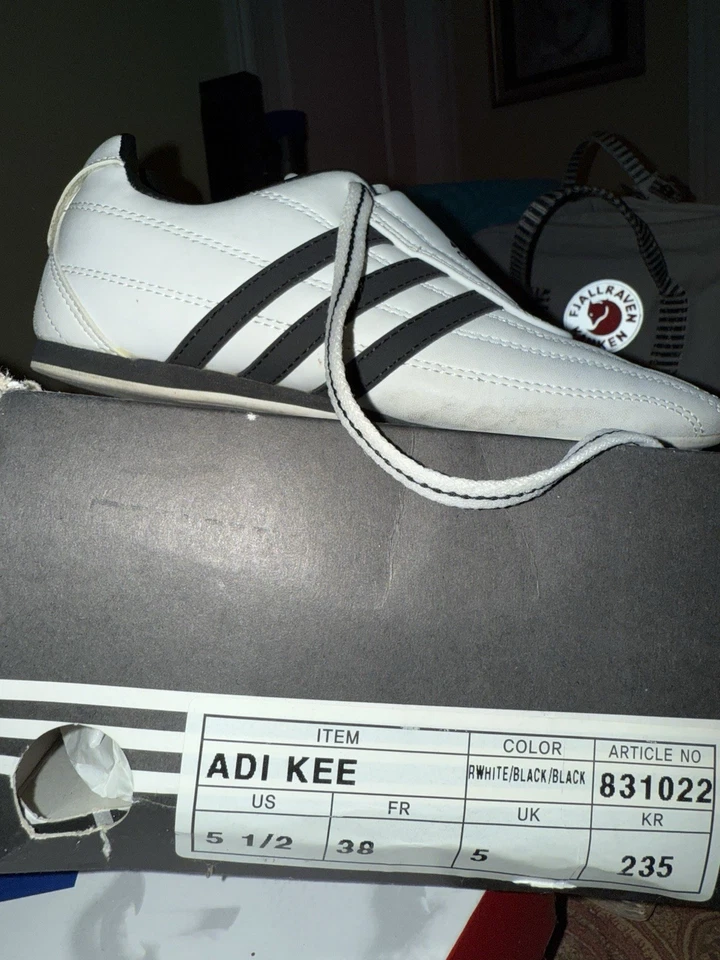 Adidas Martial Arts Taekwondo Karate MMA TKD ADI-SM II Shoes Size 5.5 W/ Org Box - Image 3 of 4