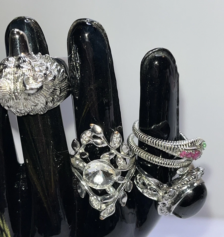Anillos de diseñador inmobiliario de moda de gama alta en tono plateado talla 7,75-9 serpiente lobo gótico Foto 3 de 4