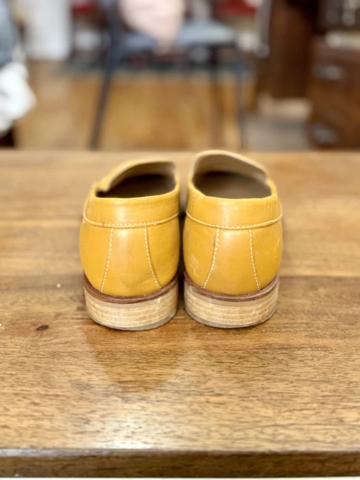 Mocasines Italianos de Cuero Everlane 8.5 Marrón Claro Color Mostaza Hechos en Italia Foto 4 de 4