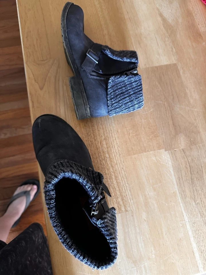 Bota de tornozelo feminina Rocket Dog Bentley Graham PU tamanho 9 preta/cinza camurça zíper lateral - Imagem 3 de 3