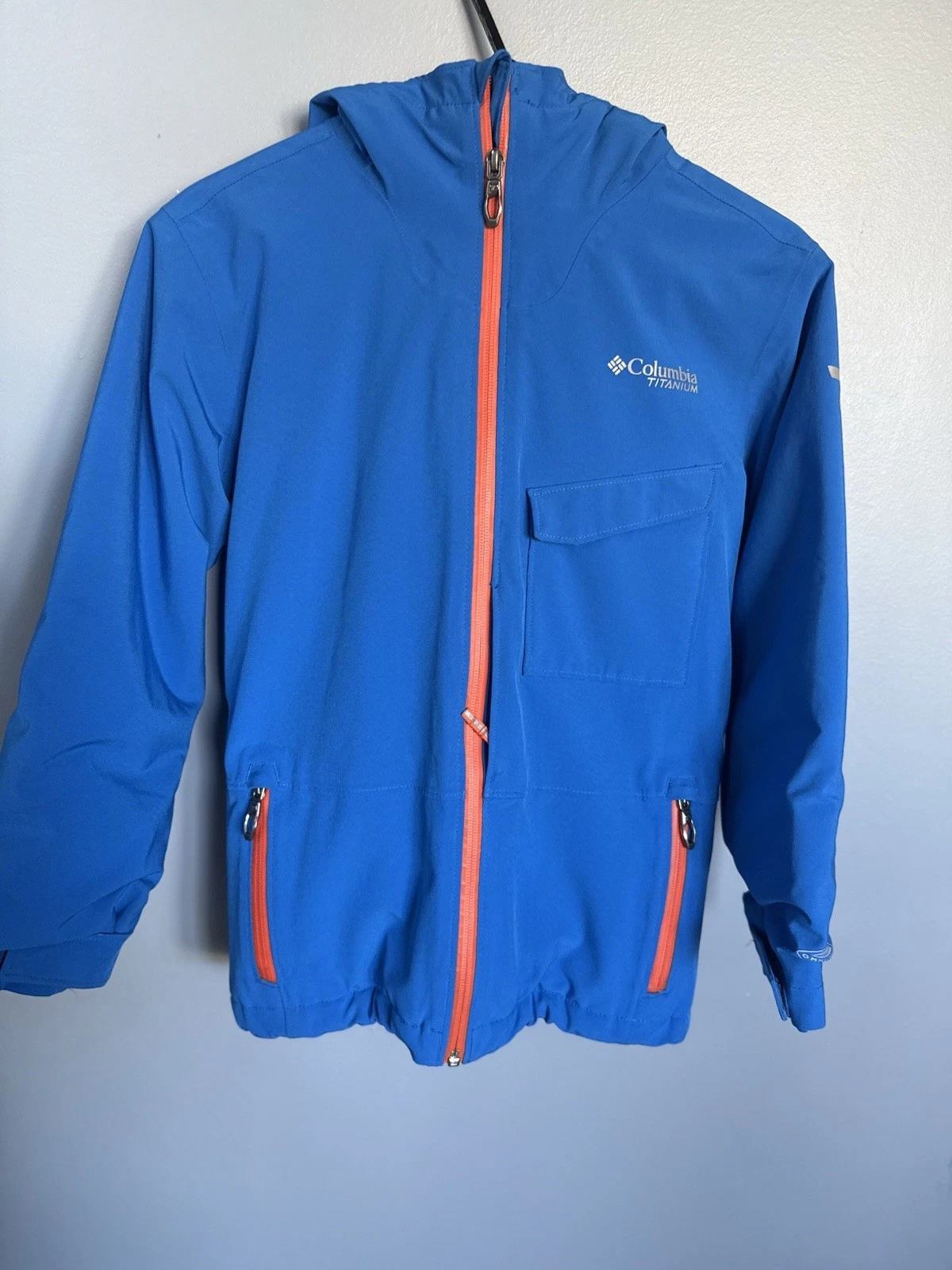 Columbia Titanium Jacket Boy’s Small Blue Omni-Heat Hooded Internal Sleeve Grow