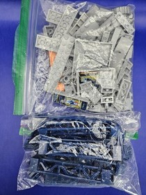 LEGO DC Comics Super Heroes: THE BATCAVE (6860) COMPLETE w Figs Manuals No Box