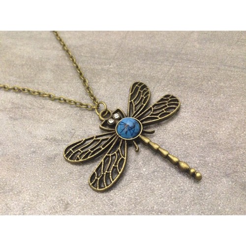 Collier Sautoir Fashion Avec Pendentif Libellule - Bijou Pour Femme - Neuf Avec étiquettes