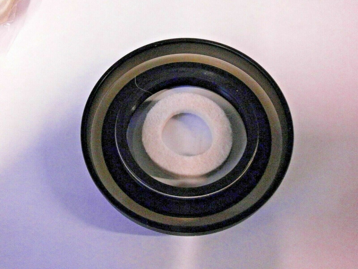 Oil Seal & Felt Washer Set FTC4939/FRC4939 For LT230 Transfer Box Output Shaft | Fits Land Rover 6 thumbnail image