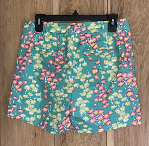 Boden Green Floral Bistro Chino Shorts Size 6L Colorful Pockets - Picture 2 of 9