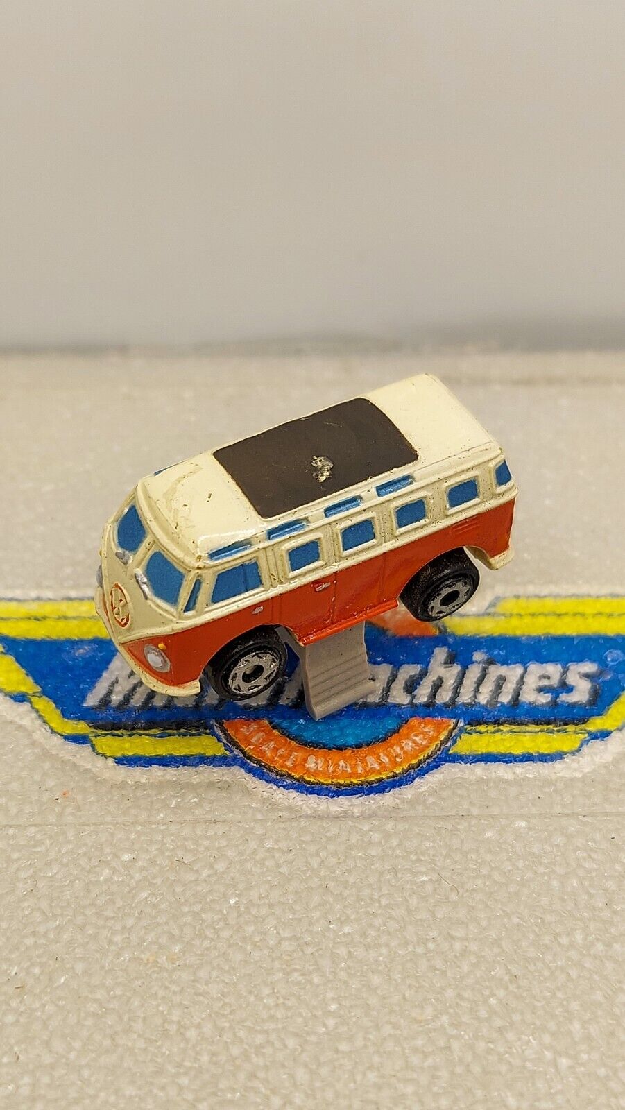 Picture 2 of 11