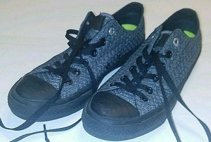 chuck taylor ii gray