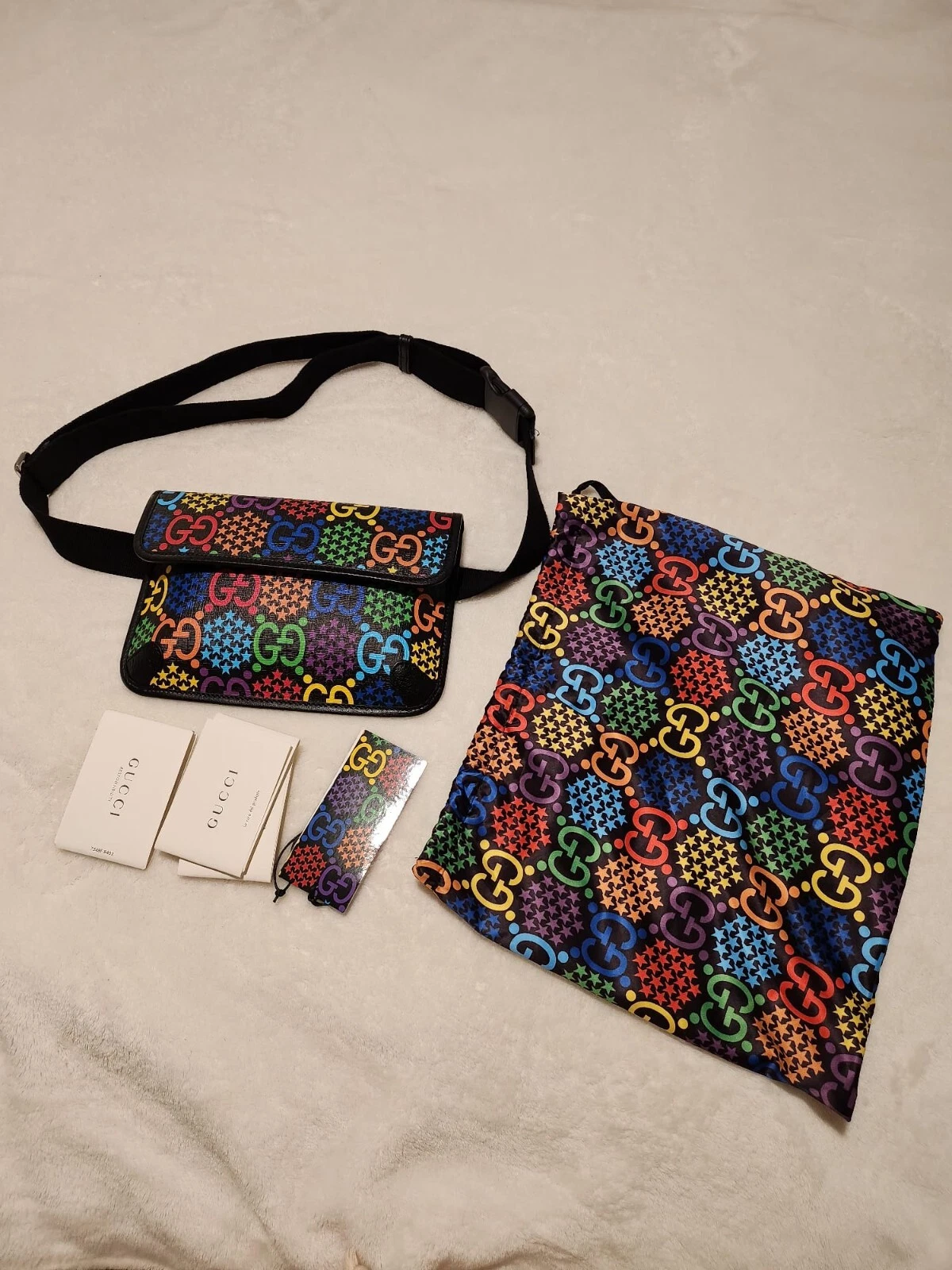 Sac ceinture psychédélique authentique GUCCI GG Supreme Monogramme en noir