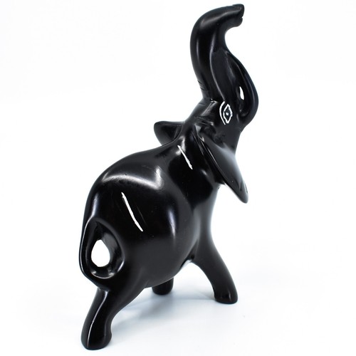 Crafts Caravan Soapstone Black Trunk Up Elephant Sculpture Hand Carved in Kenya - Imagen 4 de 5