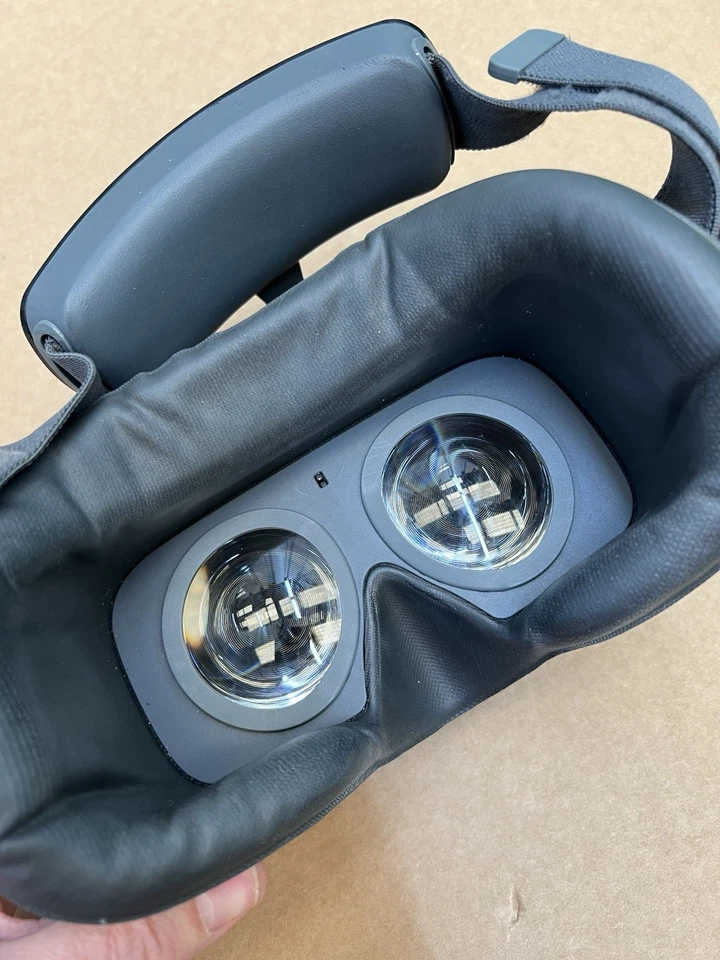 Pico G2   Standalone VR Headset, Wireless Virtual Reality - Image 4 of 4