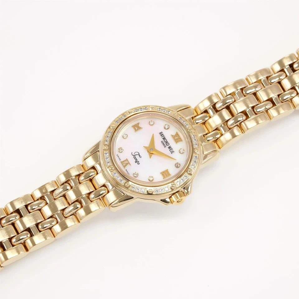 Raymond Weil Tango 5860 Ladies 23mm Mother of Pearl 44 Diamonds 18k Gold Plated - Image 2 of 4
