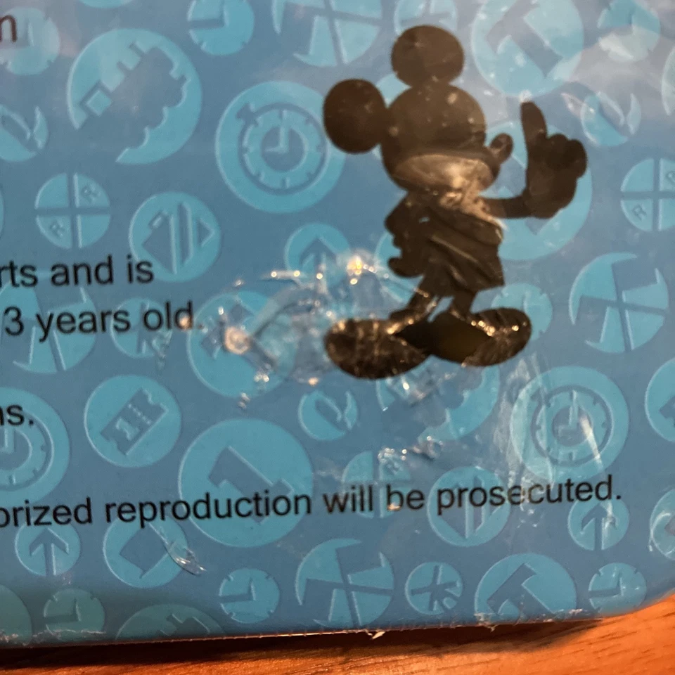 New, Sealed! Disney Cartoon Thomas & Friends 60 Pcs Jigsaw Puzzle in Metal Tin - Image 3 of 3