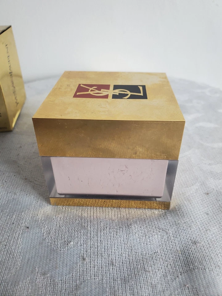 Maquillage Yves Saint Laurent Poudre Libre loose powder 50g - Photo 4/4