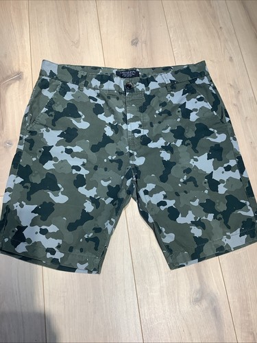 Herren Shorts Bermuda Kurze Hose Baumwolle Military 32