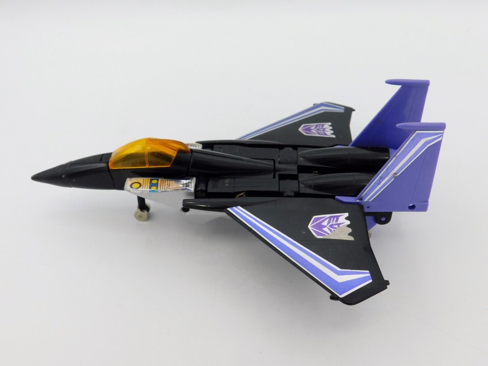 Vintage 1983 Transformers G1 Skywarp Takara Hasbro