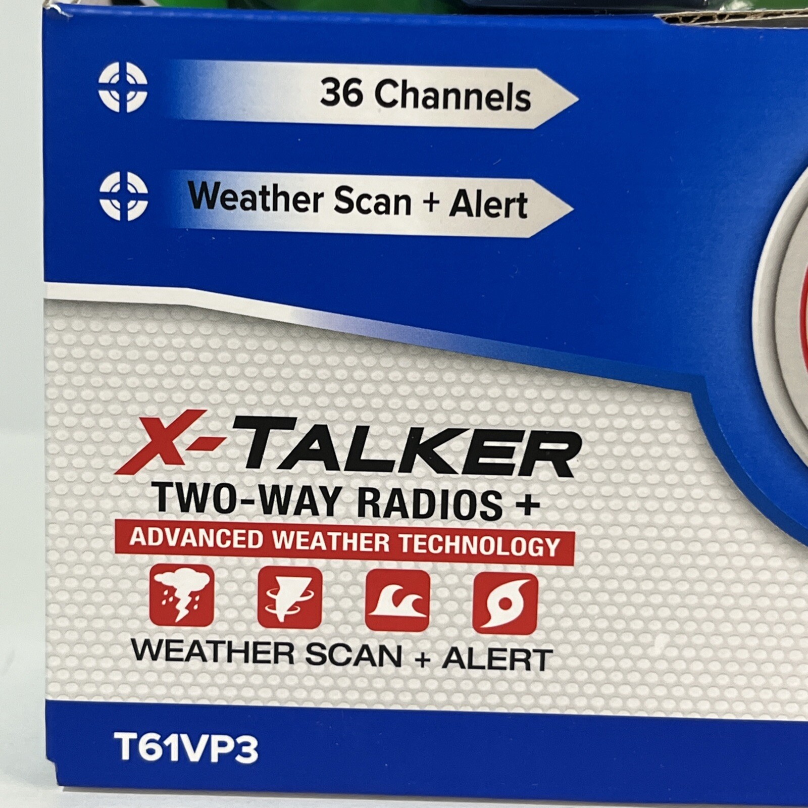 Midland XTALKER 36 Channel FRS Rechargeable TwoWay Radio Up to 32