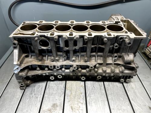 7585979 BMW 3.5i N55 N55B30 engine block - Picture 1 of 16