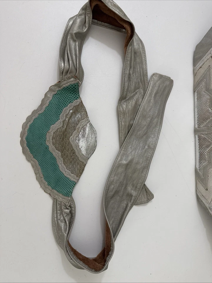 Cinturón y monedero de piel de serpiente vintage años 80 y 90 cuero plateado disco club 54 Foto 3 de 4