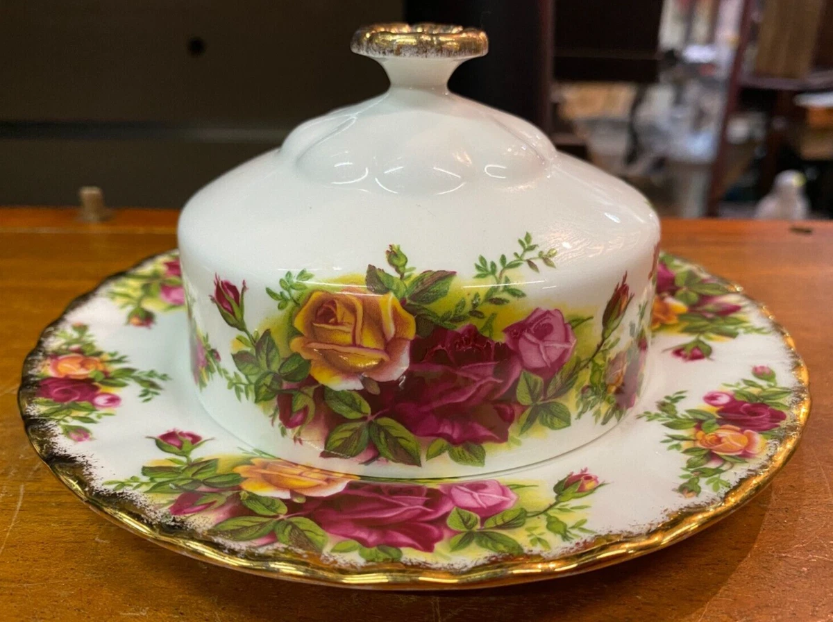 Lovely Royal Albert Old Country Roses Rounded Lidded Butter Dish SU557