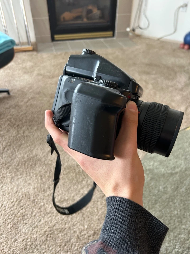 mamiya 645 pro con lente 45mm Foto 3 de 4