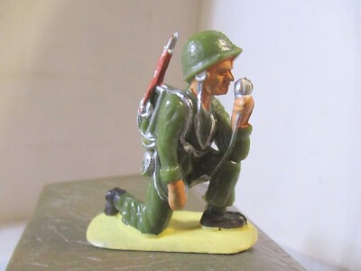 Figurine Soldat Armée Moderne 1/32 Starlux - Fantassin Kaki Avec Radio - Hauteur 55 Mm - Occasion état Neuf
