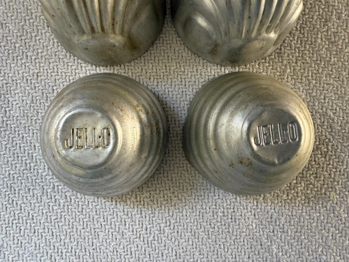 Vintage Aluminium JELLO Molds (6) 2 Beehive - 2 Shell - 2 Fluted 2.75" Diameter - Picture 4 of 5