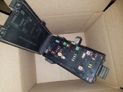 2008 2009 DODGE RAM 1500 2500 3500 TOTALLY INTEGRATED POWER MODULE TIPM
