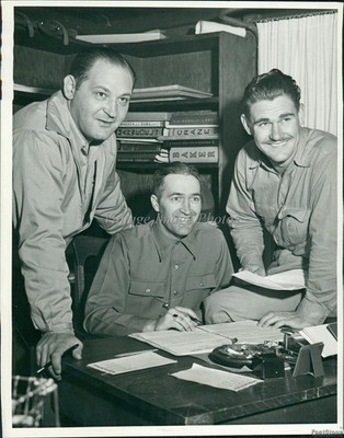 1942 Co-Operative Shipyard Workers To Construct Govt Cargo Ships Boats Photo 7x9