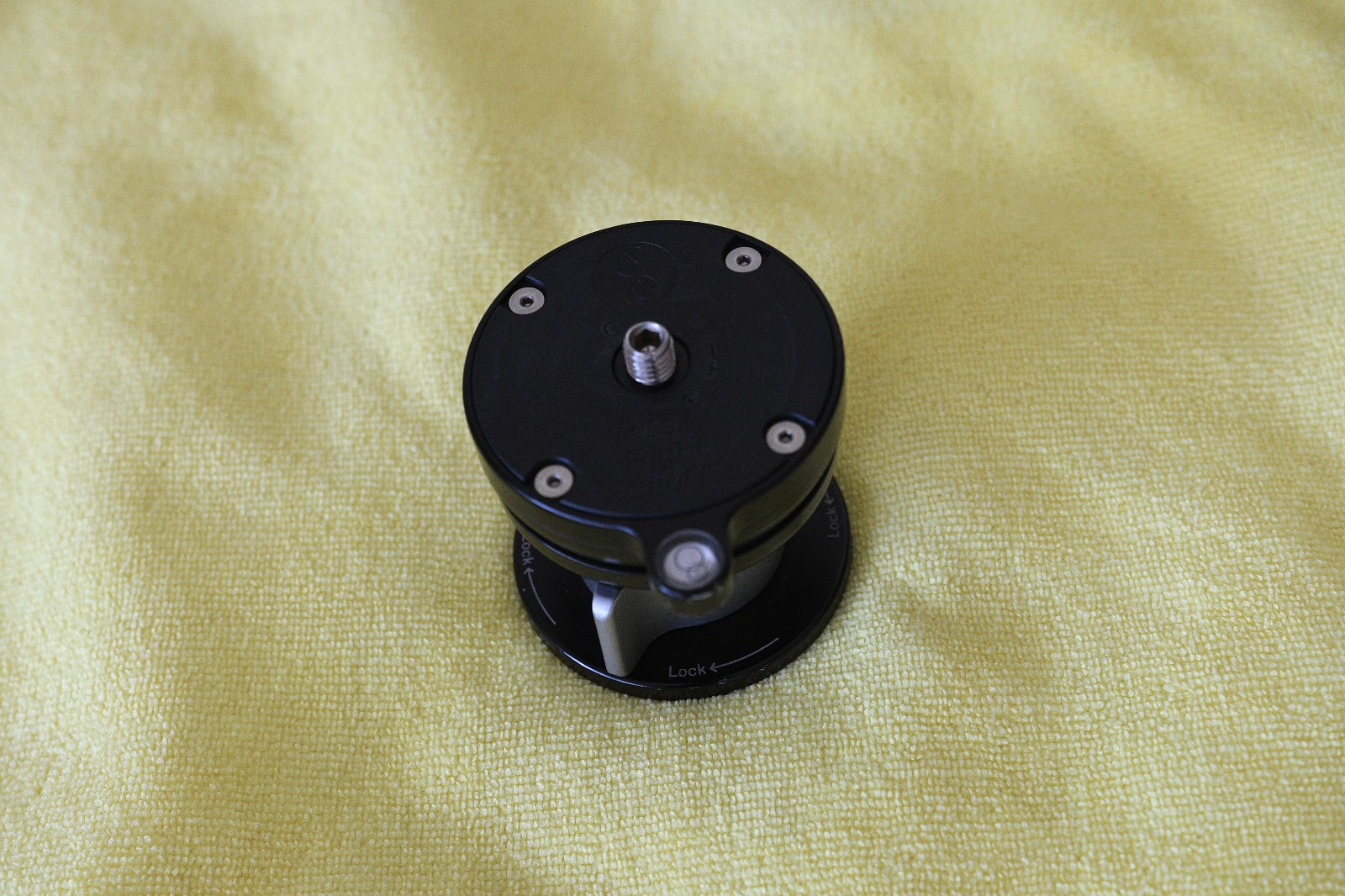 Really Right Stuff RRS TA-2U-LB Level Base (Universal)