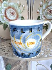 Collectible Wedgewood 'Halley's Comet' jumbo ceramic mug. Richard Guyatt 4"/10cm