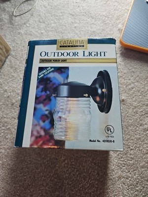 NOS Catalina Lighting Outdoor Wall Light 401ROJO Black Gal Steel Jerry Jar Shade
