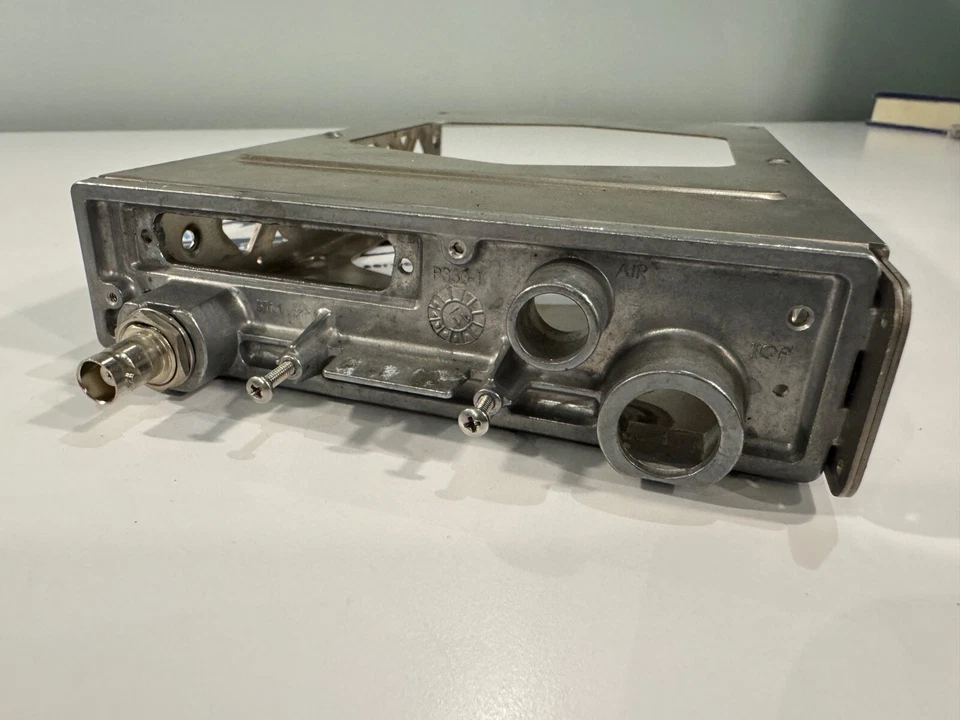 Garmin GARMIN GTX 330 монтажный лоток и задняя панель в сборе — P/N 115-00294-00 - Изображение 3 из 4